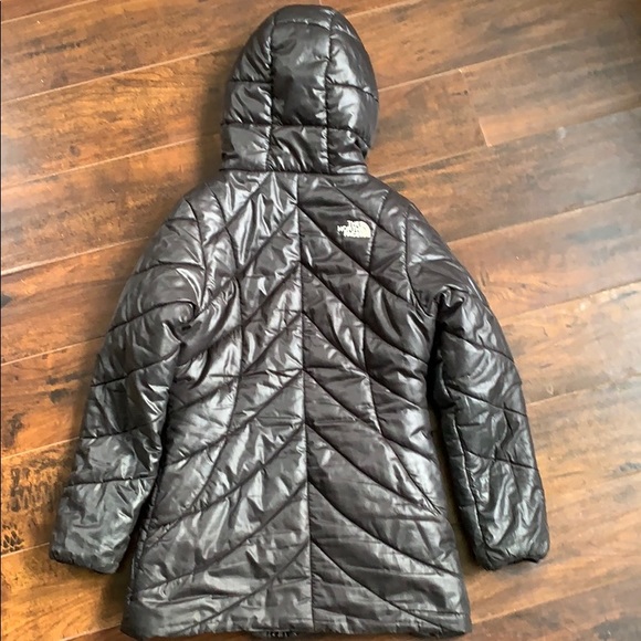 COPY - Girls The North Face puffer downcoat jacke… - Picture 4 of 13